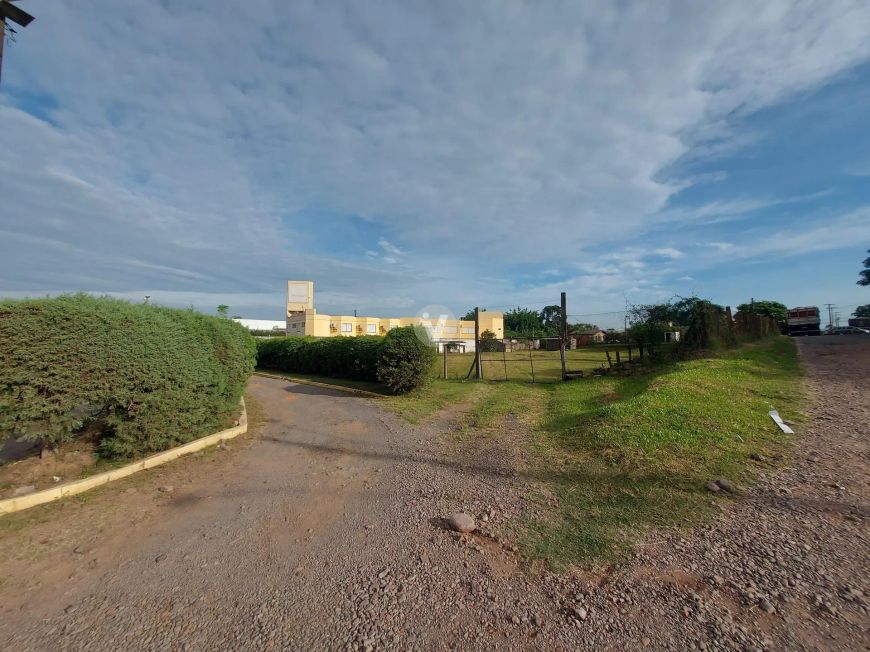Prédio 18 dormitórios à venda Pinheiro Machado Santa Maria/RS