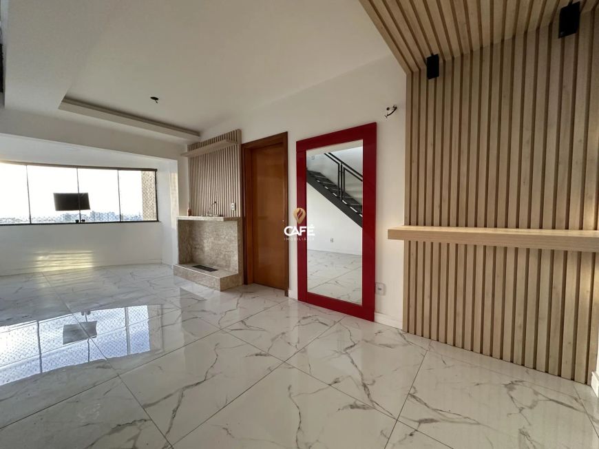 Cobertura, 3 Dormitórios, 1 Suíte, 4 Banheiros, 2 Vagas, Royal Plazza, Dores
