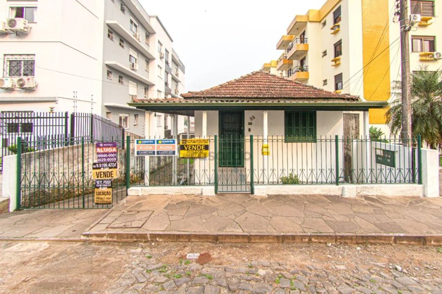 CASA PRÓXIMO FORUM 3 DORMITÓRIOS