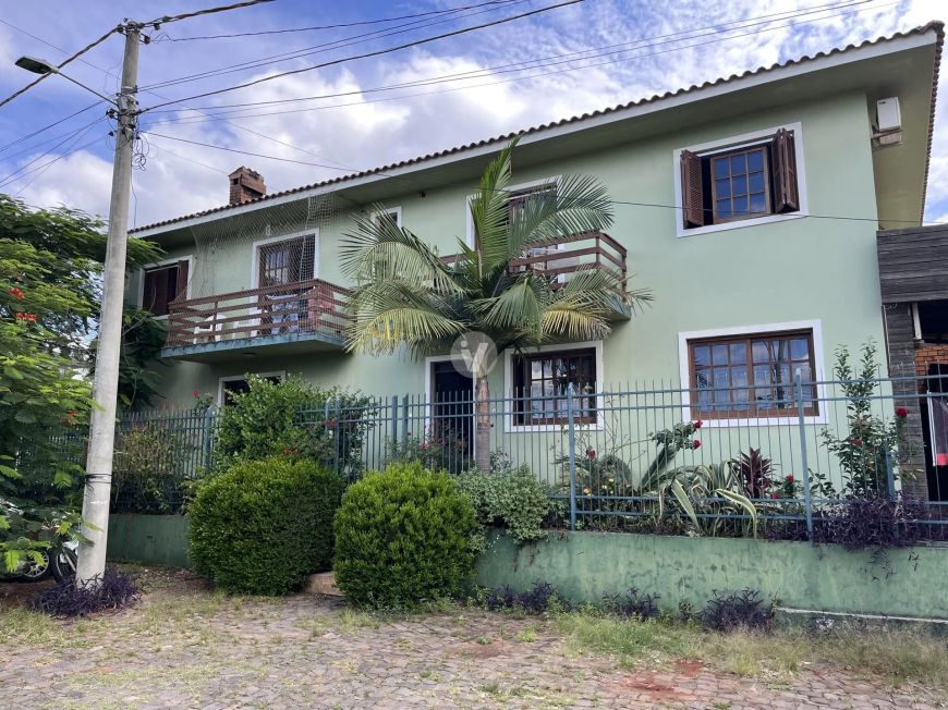 Prédio residencial com três apartamentos, Residencial Lopes