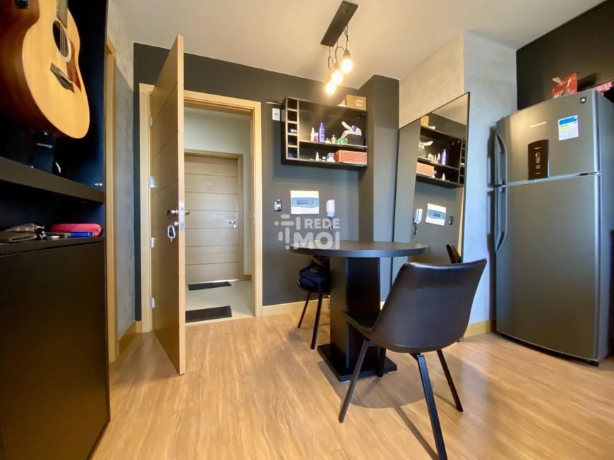 Apartamento 100% mobiliado