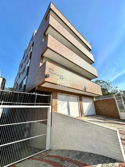 Cobertura com vista deslumbrante 3 Dormitórios 1 suite Bairro Camobi