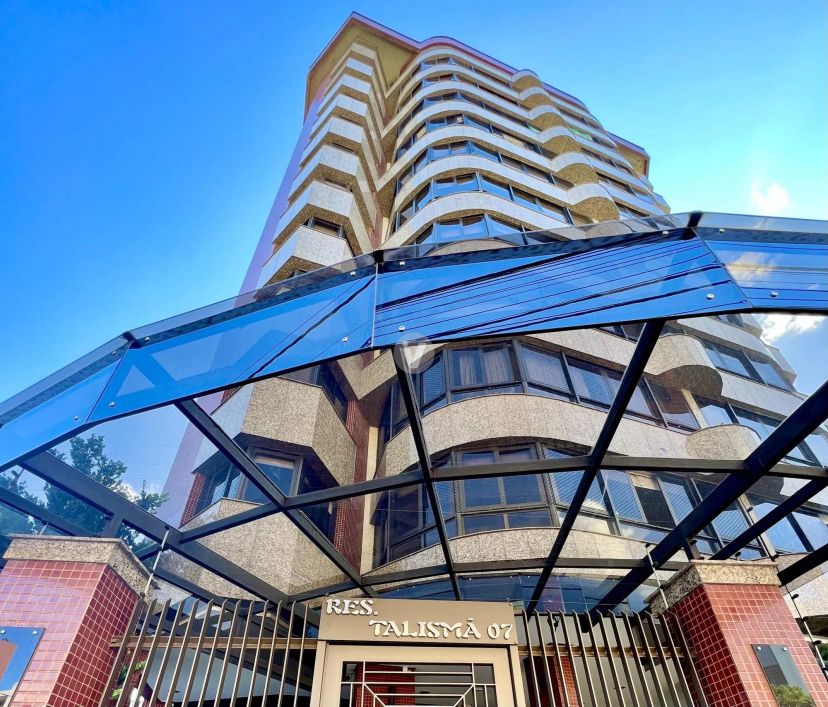 Apartamento de alto padrão, com 3 dormitórios e localização privilegiada à venda