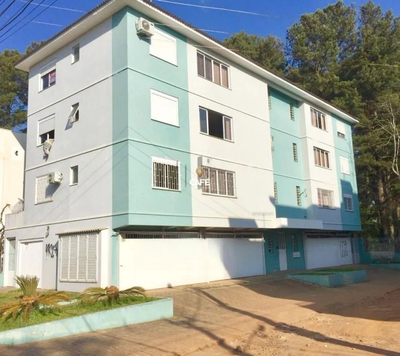Apartamento Em Camobi De 1 Dormitório, Sala de Estar, Banheiro Social, Cozinha e