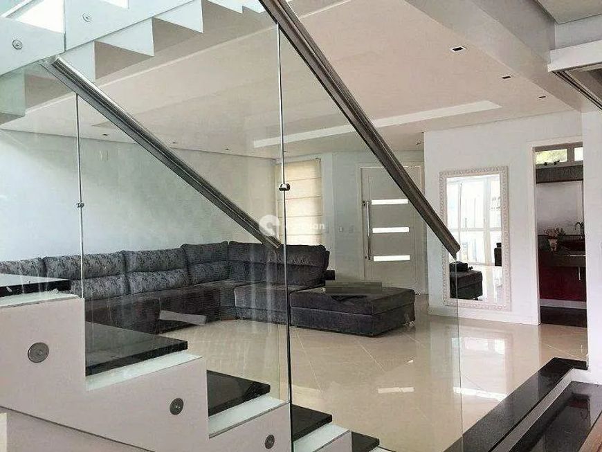 Casa à venda, 6 quartos, 6 suítes, 2 vagas, São José - Santa Maria/RS