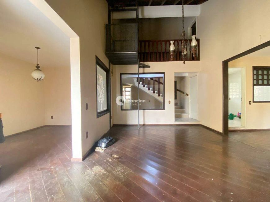 Casa à venda, 3 quartos, 2 suítes, 3 vagas, Nossa Senhora do Perpétuo Socorro - Santa Maria/RS