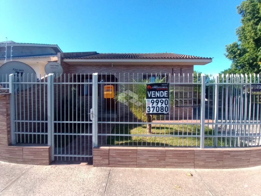 Casa à venda com 3 quartos no Bairro Parque Pinheiro Machado em Santa Maria RS