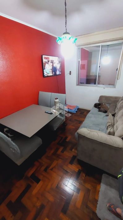 Apartamento de 2 dormitórios com garagem no Bairro Nonoai em Santa Maria