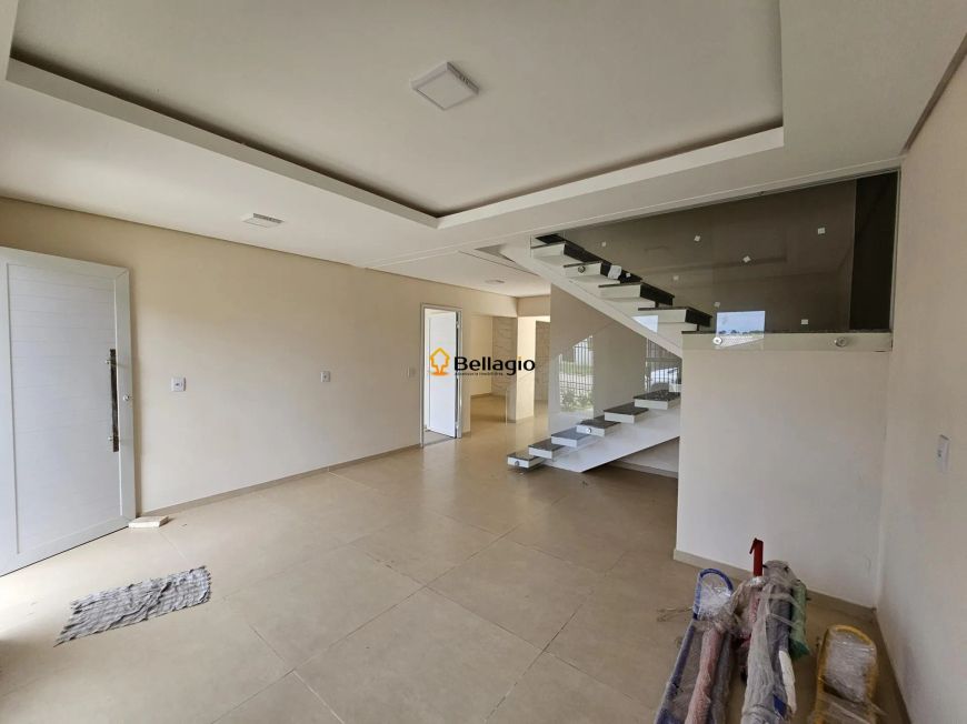 Excelente duplex de 3 dormitorios, suíte e garagem!!!