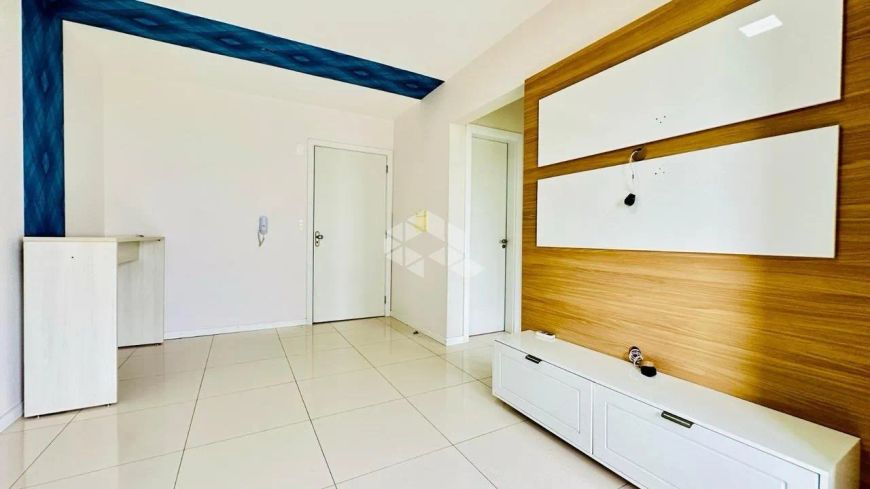 Apartamento Reformado a Venda com 1 quarto no Bairro Uglione, Santa Maria - RS