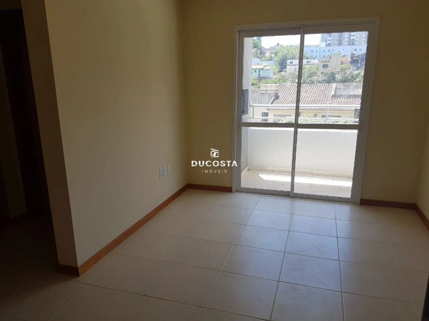 Apartamento de 2 Dorm, Suíte, Garagem, Sacada e Churrasqueira