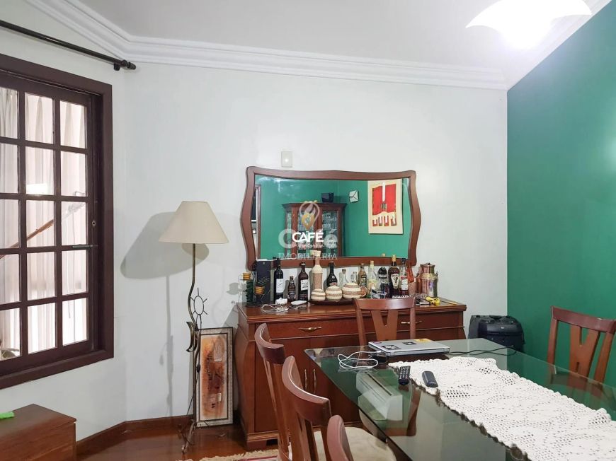 Ótima oportunidade apartamento amplo bem localizado em Santa Maria!!