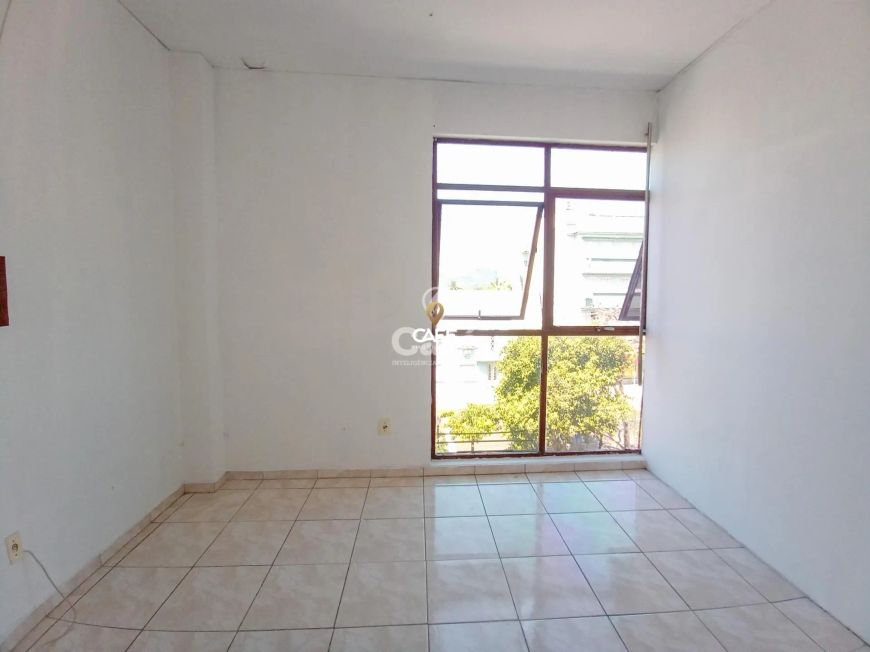 Sala comercial de 108m² privativos no centro de Santa Maria/RS