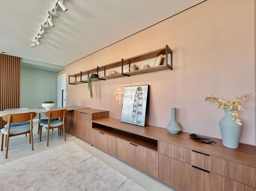 Lindíssmo apartamento mobiliado e decorado no centro da cidade!
