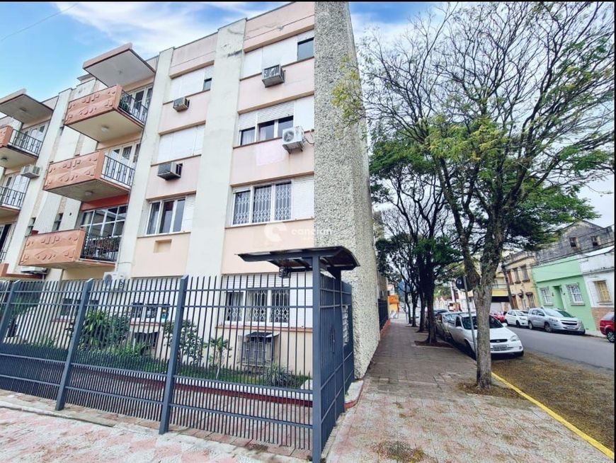 Apartamento à venda, 3 quartos, 1 suíte, 1 vaga, Centro - Santa Maria/RS