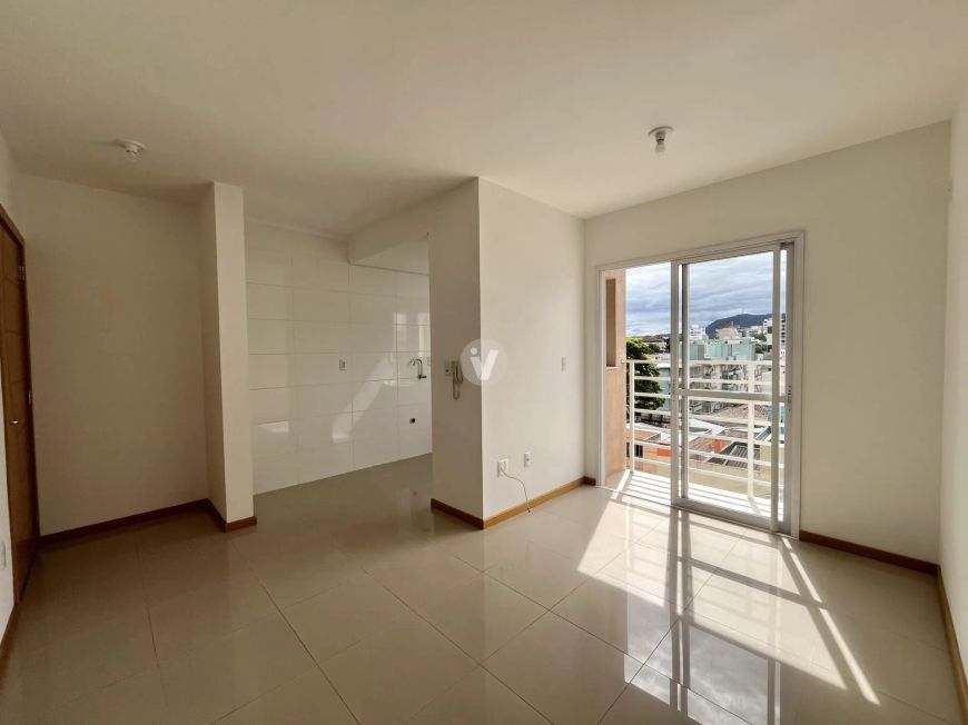 Apartamento a poucos metros da Av. Presidente Vargas!