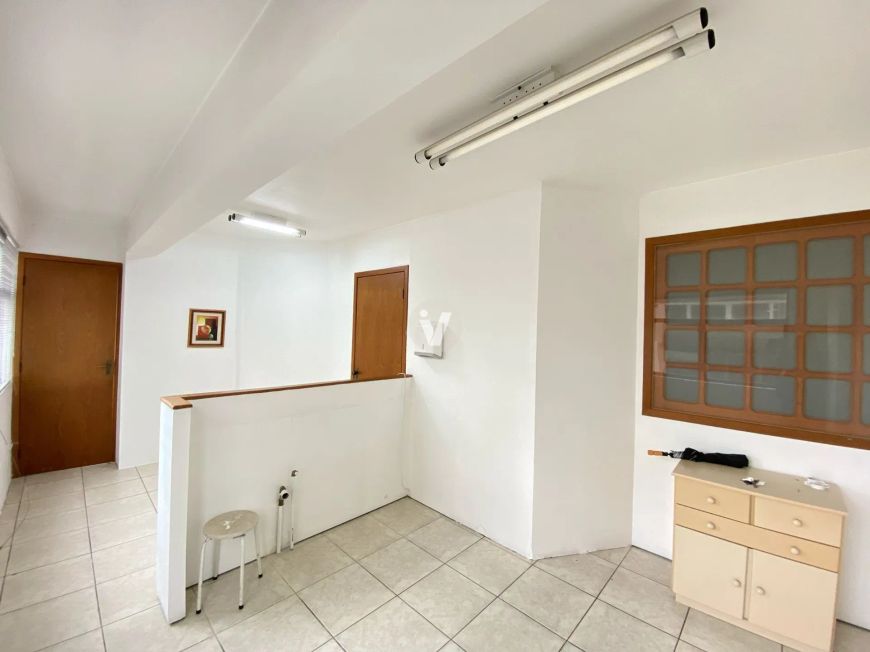 Sala Comercial 46m² privativos no Centro