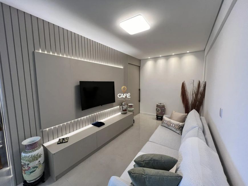 Apartamento, 3 Dormitórios, 1 Suíte, 2 Banheiros, 2 Vagas, Mobiliado