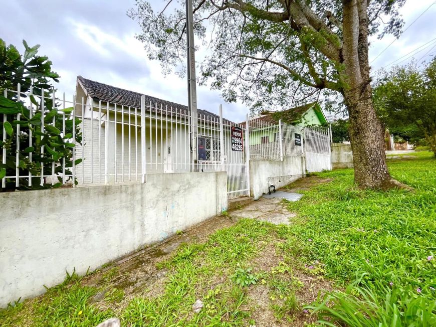 Casa com 2 dormitórios, no Bairro Nossa Senhora de Lourdes!