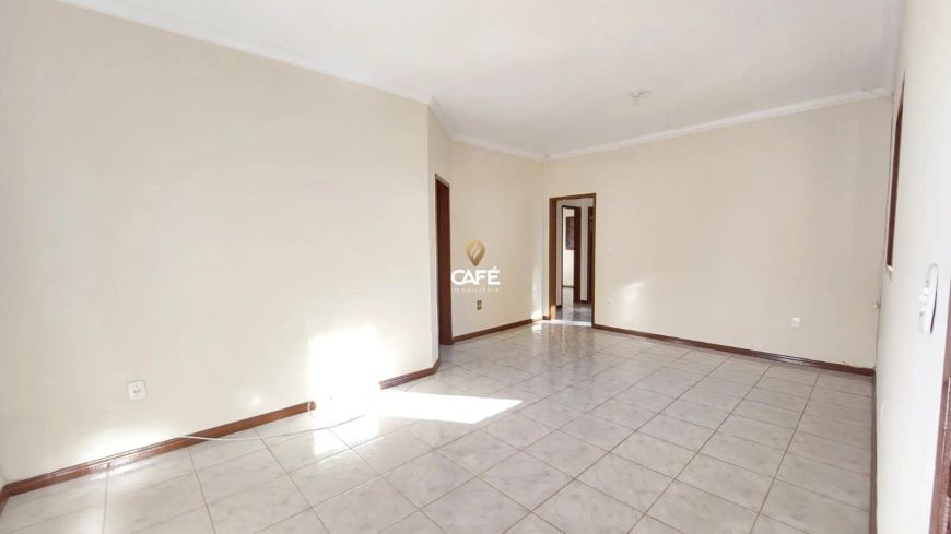 Casa 3 dormitórios, 2 banheiros, 1 garagem coberta, Bairro Passo D'Arreia