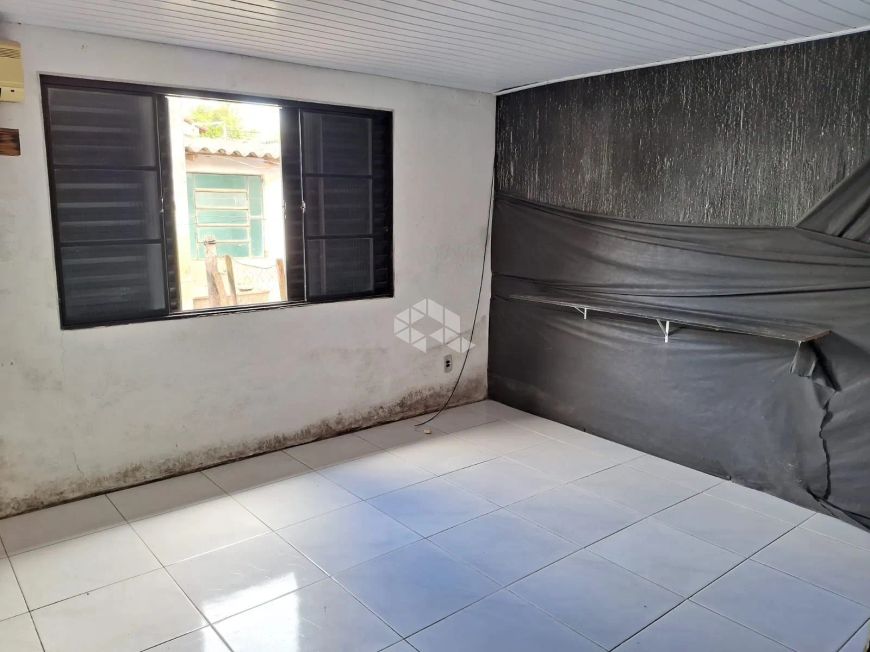 Casa de 05 dormitórios à venda em Camobi Santa Maria