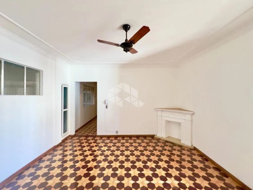 Apartamento de 3 quartos no bairro Centro, em Santa Maria.