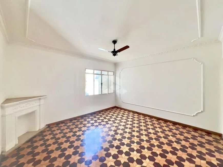 Apartamento de 3 quartos no bairro Centro, em Santa Maria.