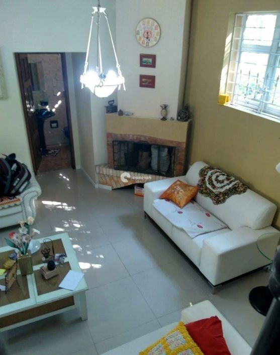 Casa de Condomínio à venda, 4 quartos, 1 suíte, 2 vagas, Camobi - Santa Maria/RS
