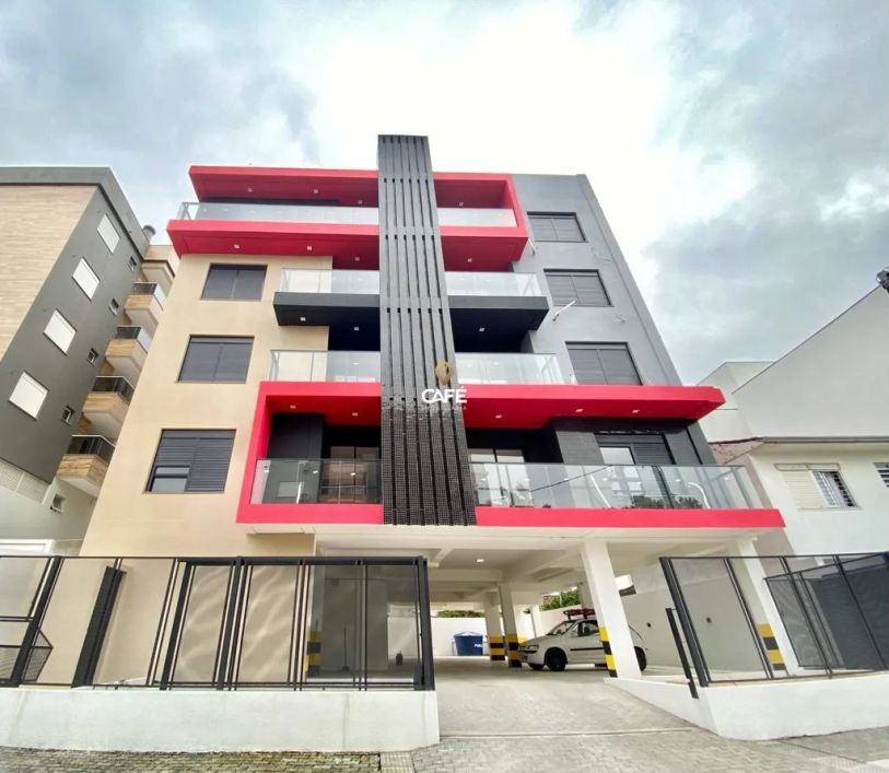Apartamento 2 Dormitórios com Suíte