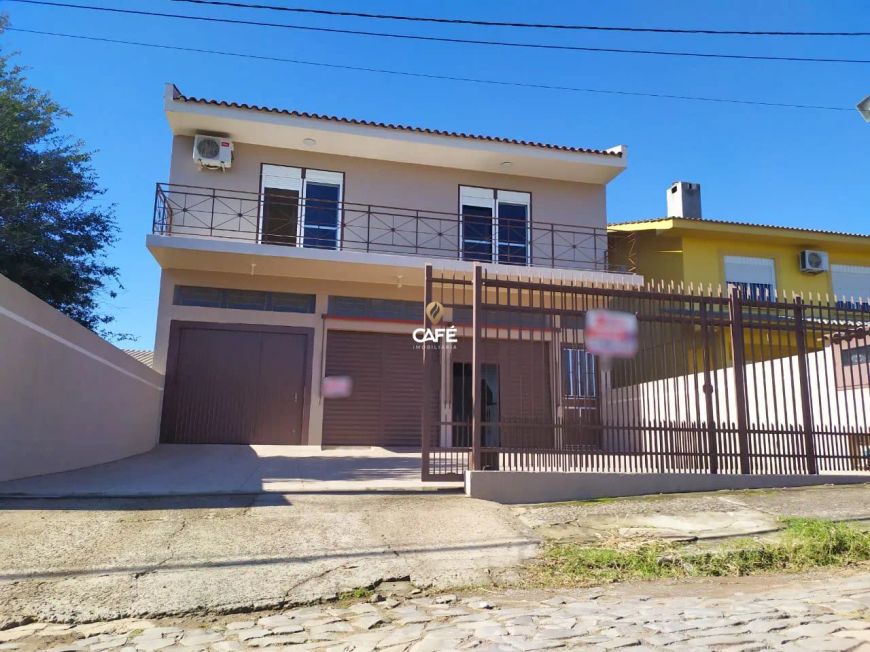 Casa, 3 Dormitórios, 1 Suíte, 2 Banheiros, 2 Vagas, JK