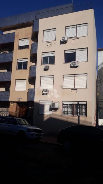 Apartamento de 2 dormitórios com suíte à venda no bairro Menino Jesus em Santa Maria