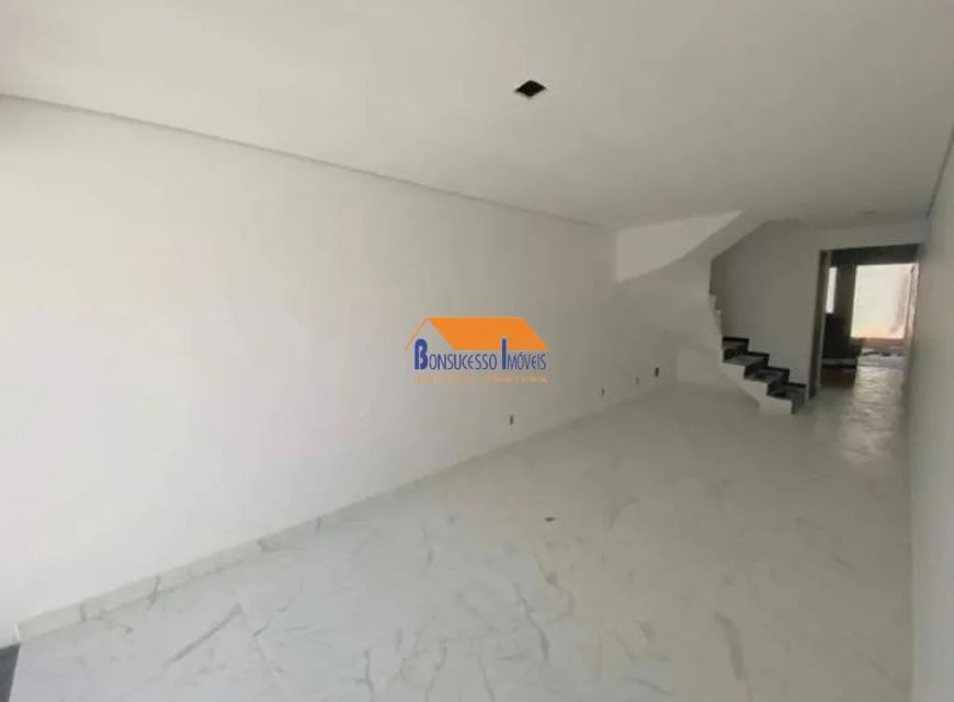 casa duplex de 2 quartos no Bairro Santa Branca em Belo Horizonte