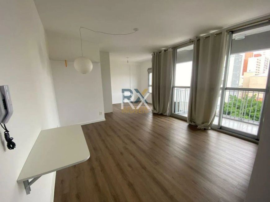 Apartamento, com 34 m² no bairro Perdizes