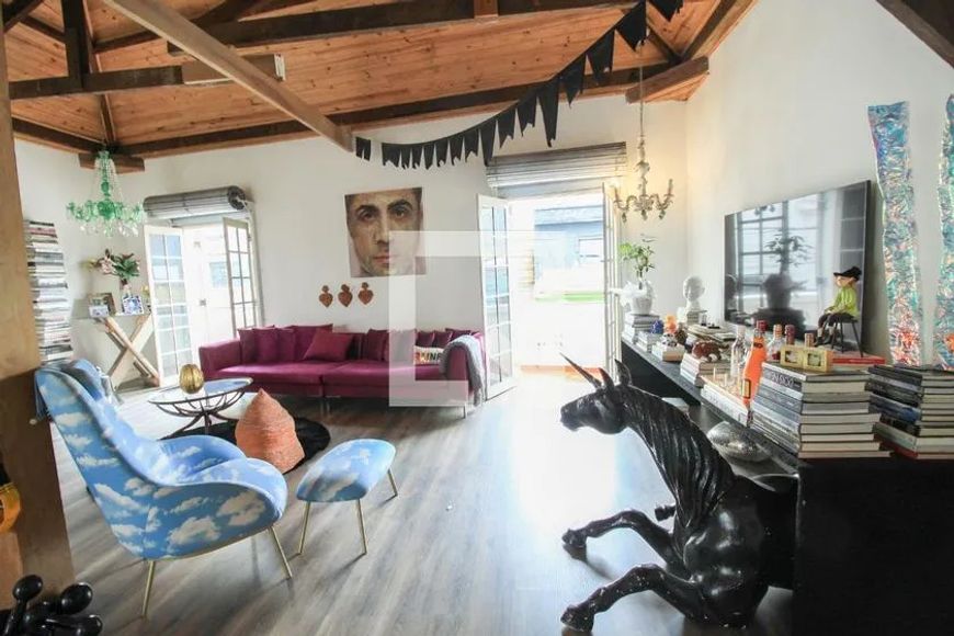 Casa à Venda - Belém, 1 Quarto, 646 m2