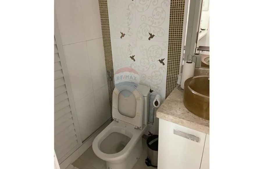 Sala Comercial à Venda na Av. Djalma Batista
