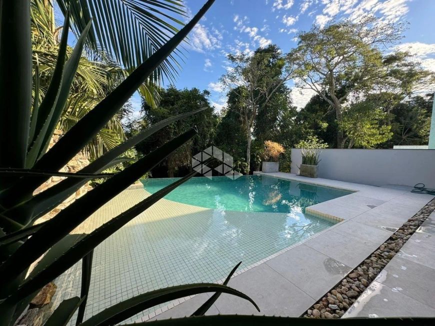 Sobrado no Condomínio Villa Lucchese