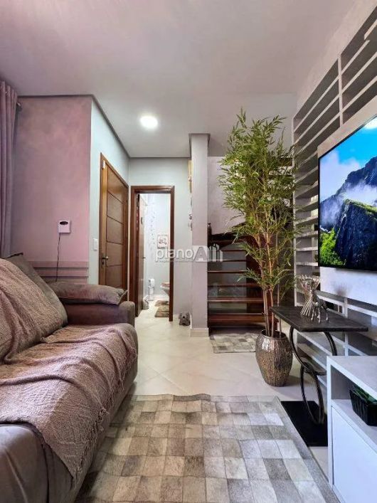 Casa à venda, com 84,33m², 3 quartos 1 suíte - Renascença - Gravataí / RS por R$ 579.000,00