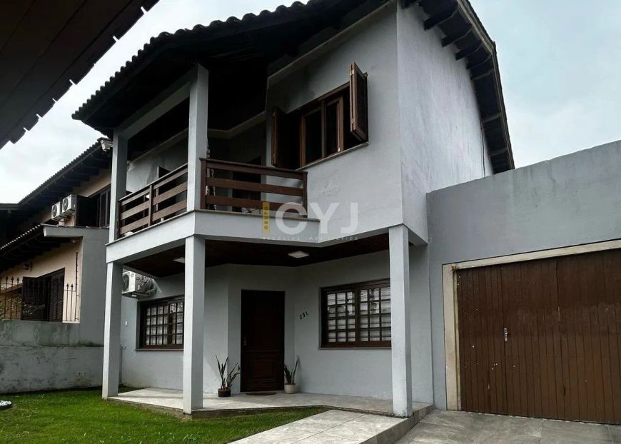 Sobrado 3 dormitórios no bairro Dom Feliciano, Gravataí