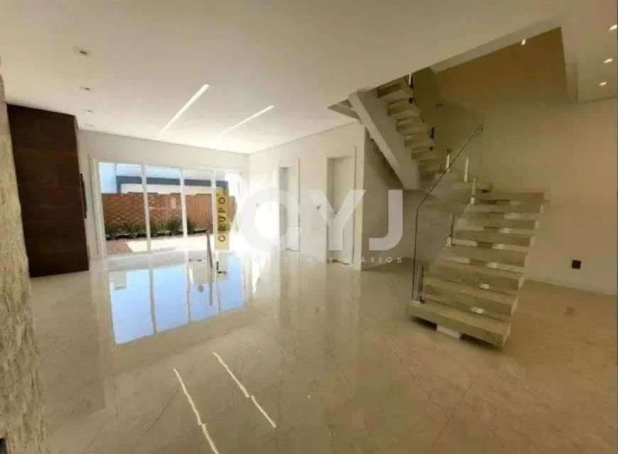 Sobrado 2 quartos e 1 suite em Condominio Fechado