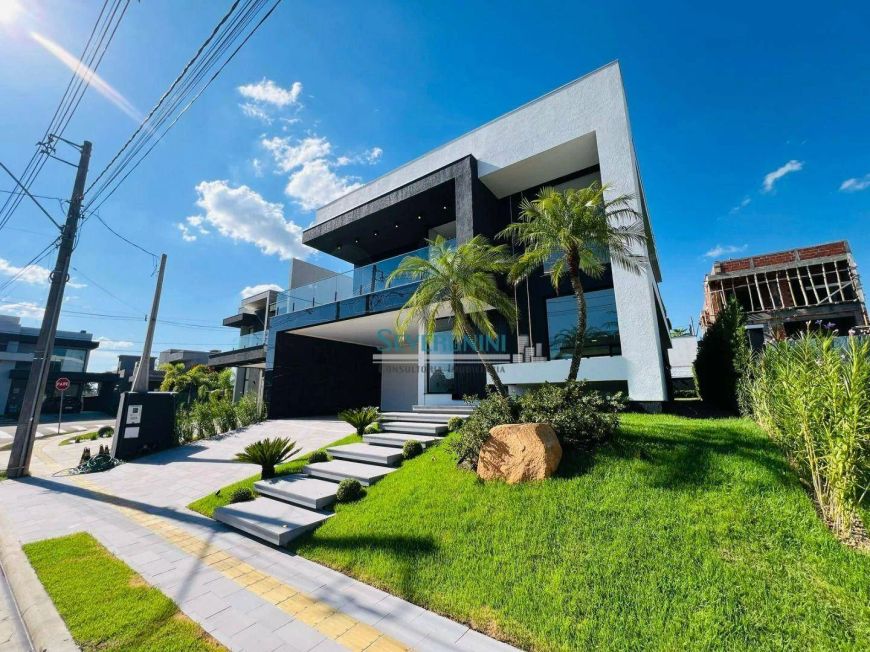 Sobrado à venda, 255 m² por R$ 2.700.000,00 - Centro - Gravataí/RS