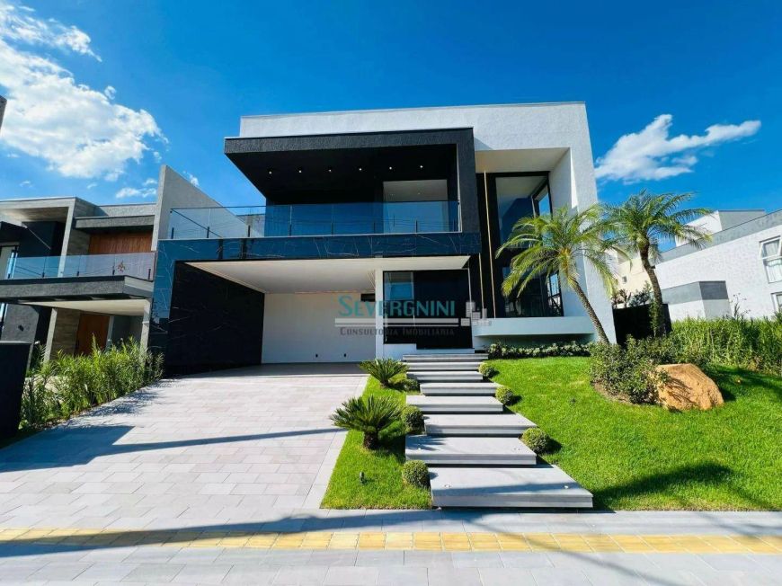 Sobrado à venda, 255 m² por R$ 2.700.000,00 - Centro - Gravataí/RS