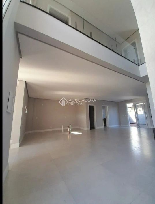 SOBRADO 3 SUITES CONDOMÍNIO TERRAS ALPHA