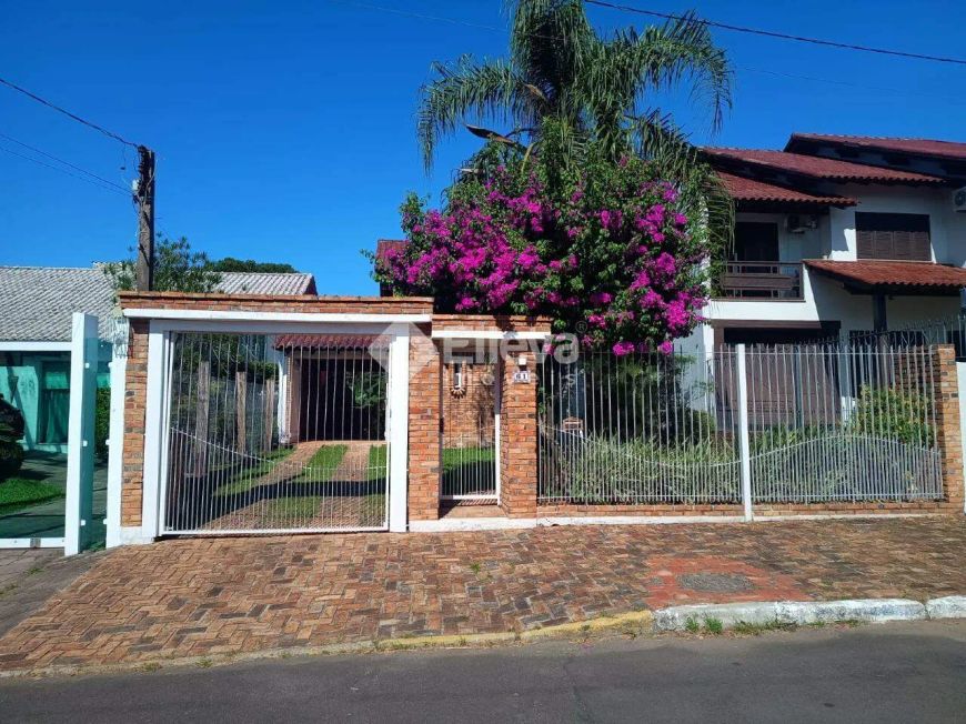 Casa à Venda - Centro