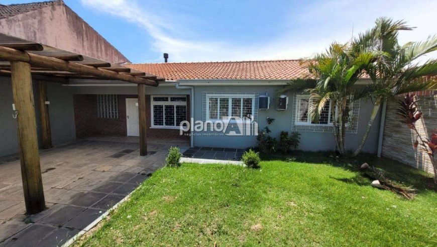 Casa à venda, com 240m², 5 quartos 1 suíte - Centro - Gravataí / RS por R$ 845.000,00