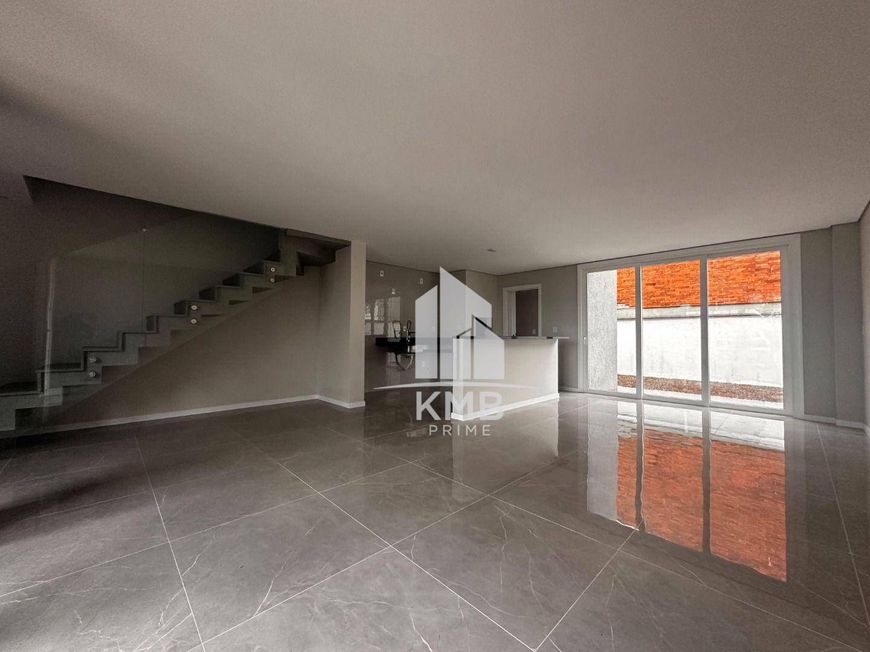 Casa com 3 dormitórios à venda, 122 m² por R$ 850.000 - Jansen - Gravataí/RS