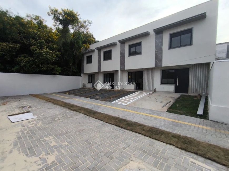 SOBRADO 2 QUARTOS NO BAIRRO ORIÇÓ EM GRAVATAÍ