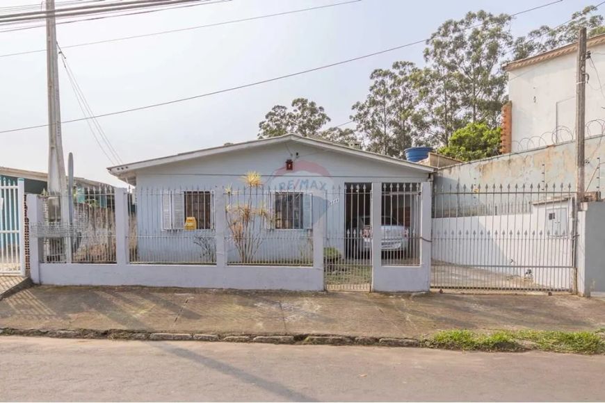 Casa a venda no bairro Bom Sucesso, Gravataí! Em terreno com mais de 300m²