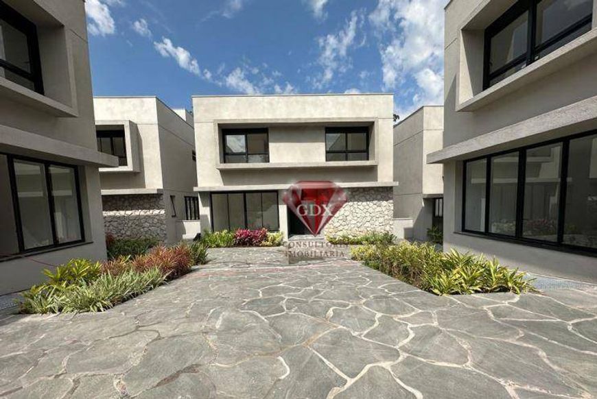 Casa residencial Condomínio no Hípica Max Garden