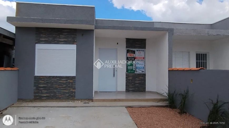 Casa Geminada à Venda em Bom Sucesso, Gravataí