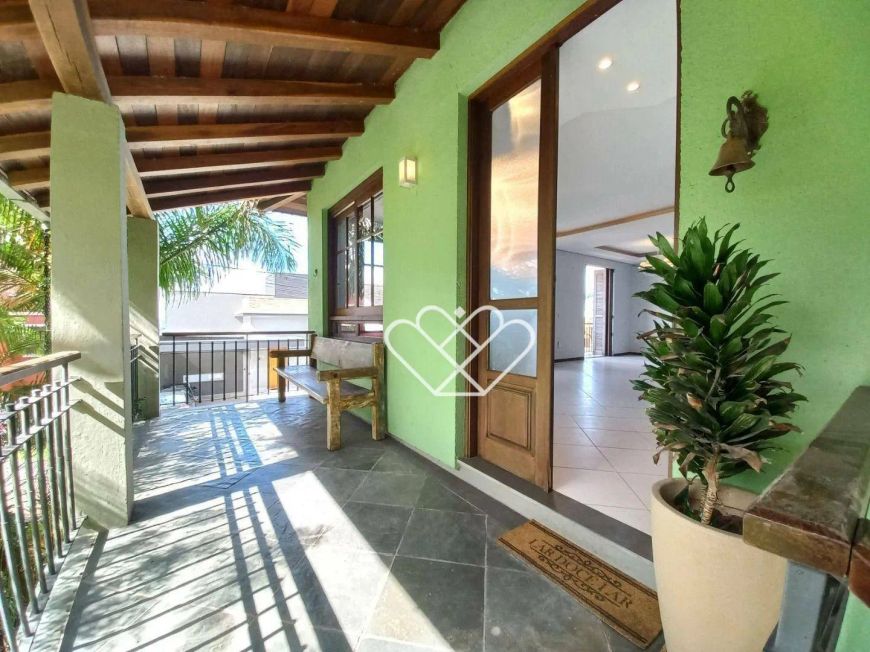Casa com 3 dormitórios à venda, 176 m² por R$ 1.080.000,00 - Jansen - Gravataí/RS